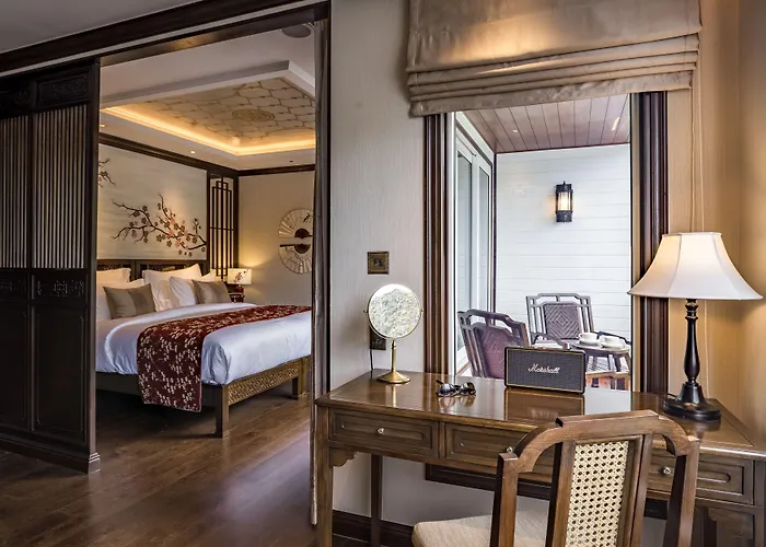 Heritage Line Ylang Cruise - Bay & Lan Ha Bay  Ha Long