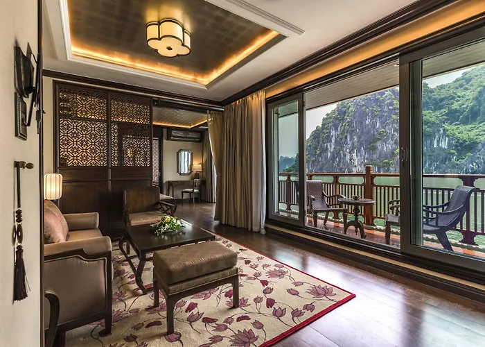  Heritage Line Ylang Cruise - Bay & Lan Ha Bay 5*