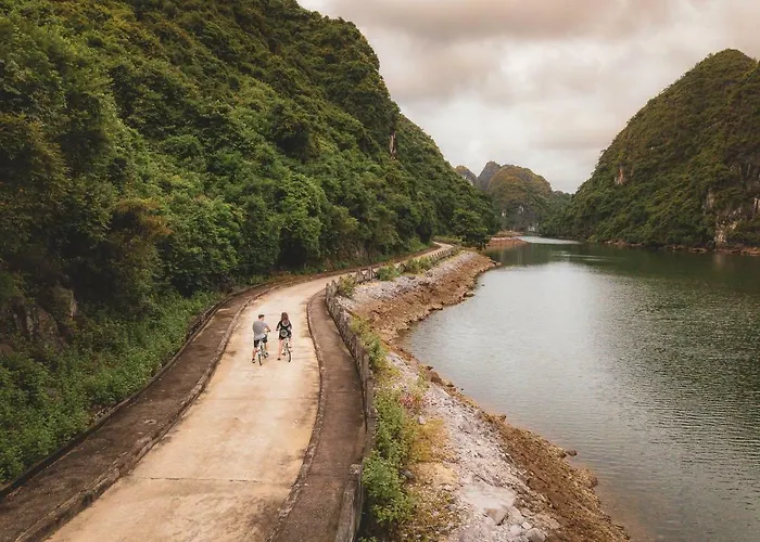 Heritage Line Ylang Cruise - Bay & Lan Ha Bay