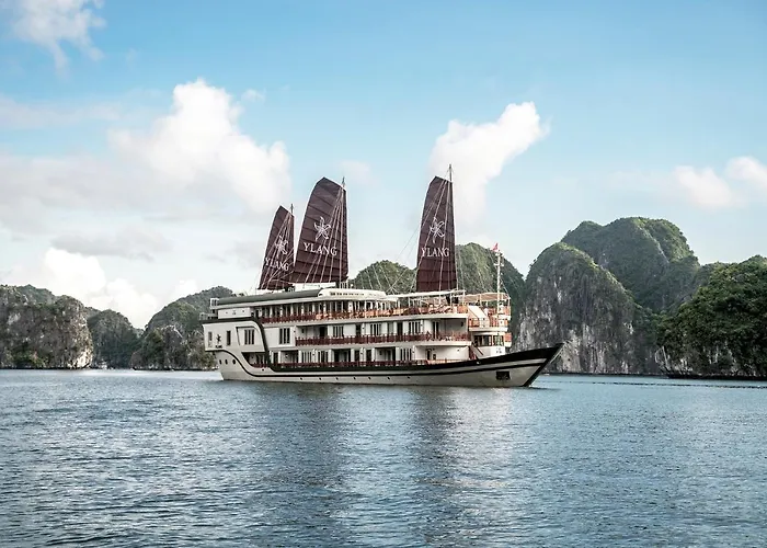 Heritage Line Ylang Cruise - Bay & Lan Ha Bay 5*