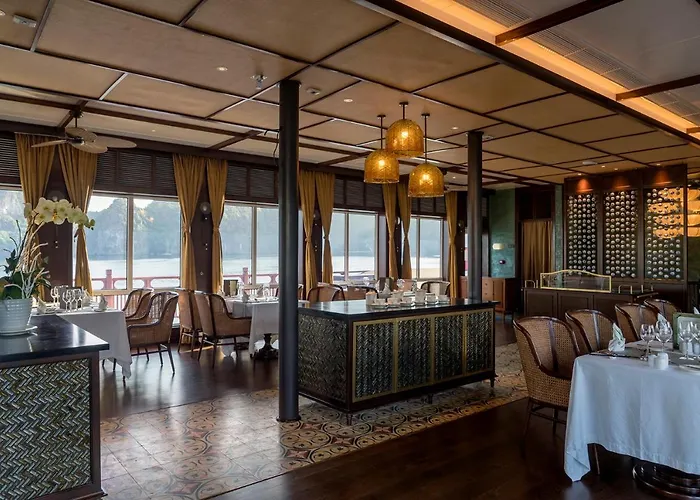 Heritage Line Ylang Cruise - Bay & Lan Ha Bay 5*