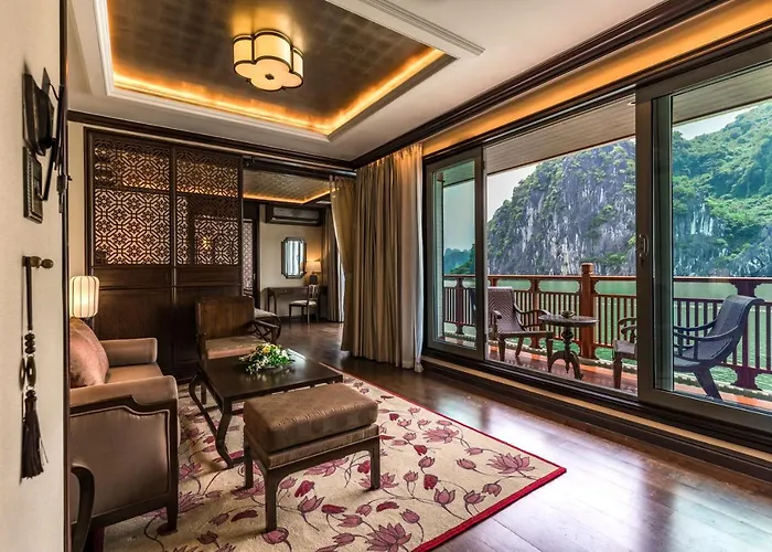 Heritage Line Ylang Cruise - Bay & Lan Ha Bay